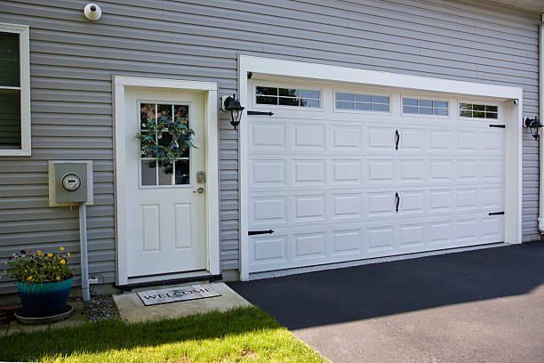 24/7 Emergency Garage Door Panel Replacement experts in Newport, WA